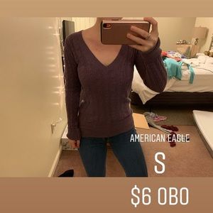 American Eagle Sweater